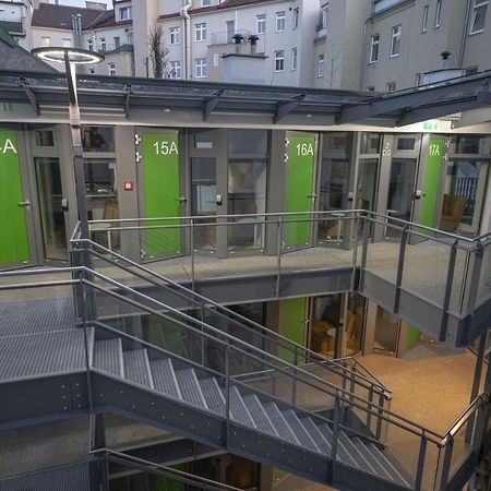 Smart Nano Living - Wien Hauptbahnhof - Self Check-In エクステリア 写真